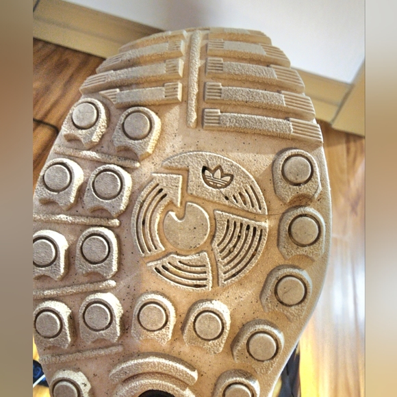 Size 6 Adidas ZX Flux Sneaker Running Shoe Snake Print - Picture 7 of 7